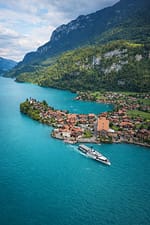 💔 उसने नकार दिया, तुमने प्रेम निभाया ❤️ अपमान के आगे भी सम्मान रखा